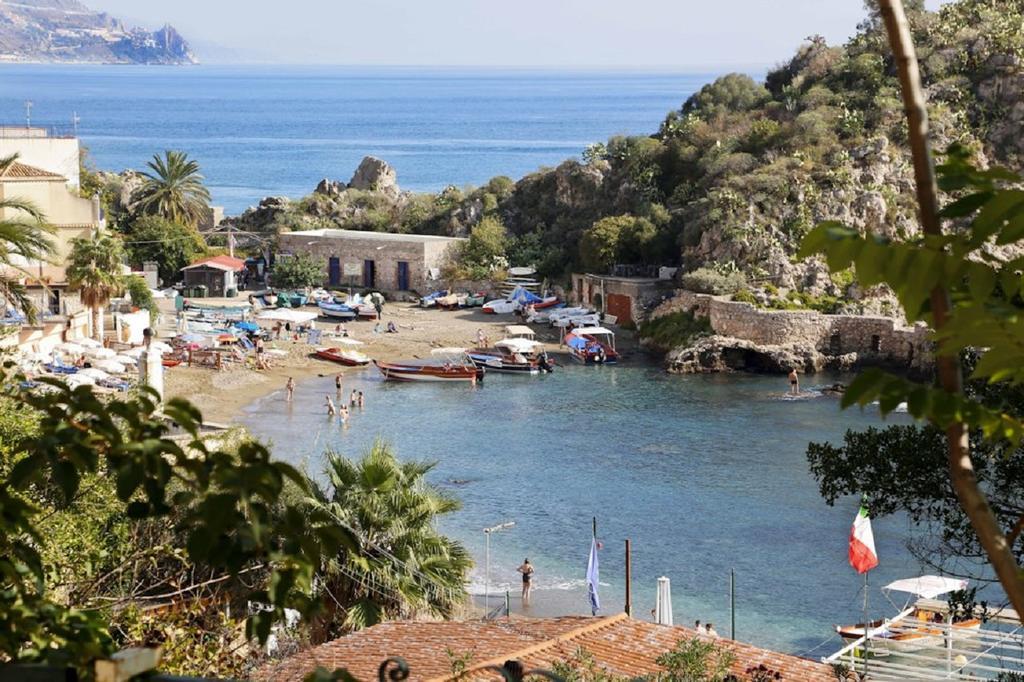 Taonasi Mazzaro Apartamento